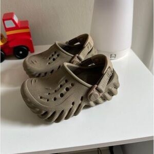 TODDLER ECHO CLOG